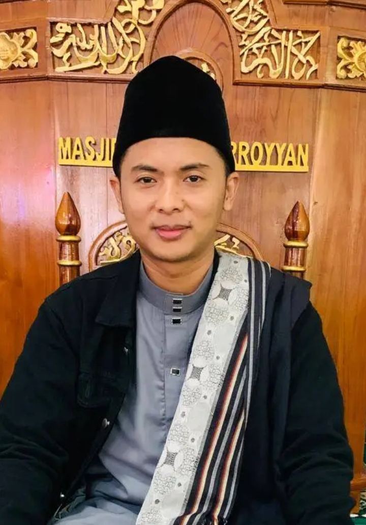 Ust. Ust. Cahya Firmansyah